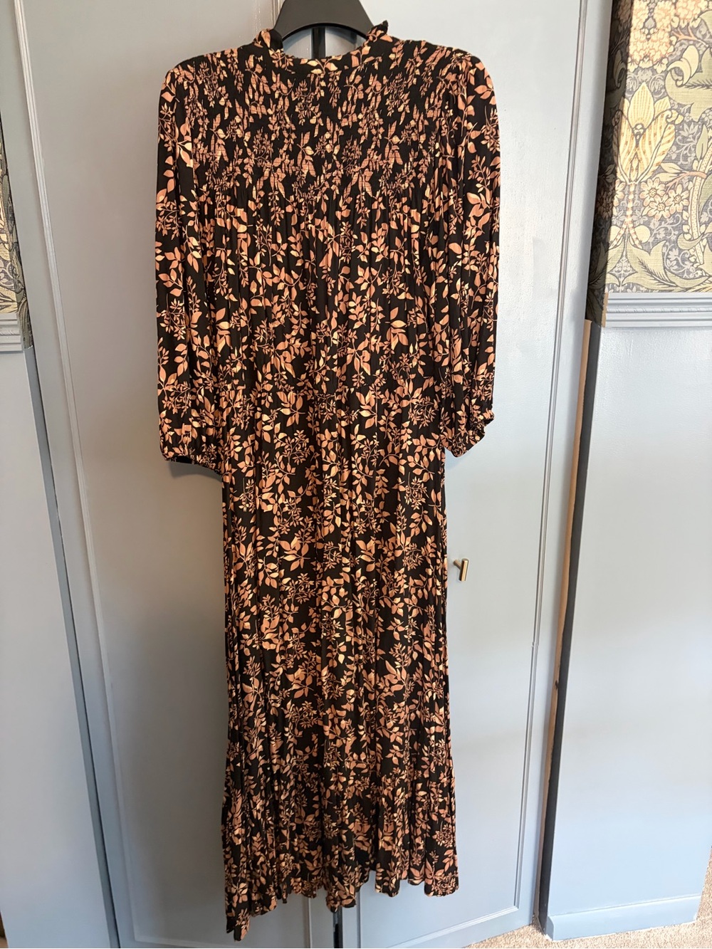 Calvin Klein Black & Tan Floral Long Dress - Picture 2 of 3
